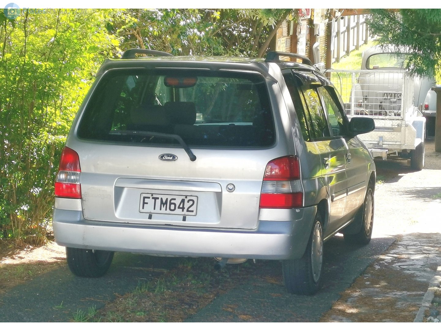 FTM642, Ford Festiva Mini Wagon 1st gen (DW), 1996–2002