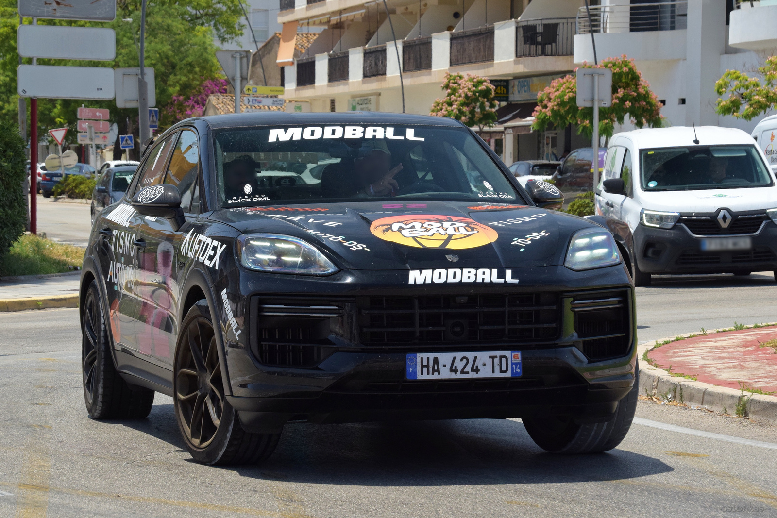 HA-424-TD, Porsche Cayenne 3rd gen Coupé (PO536; 9Y3), facelift, 2023–