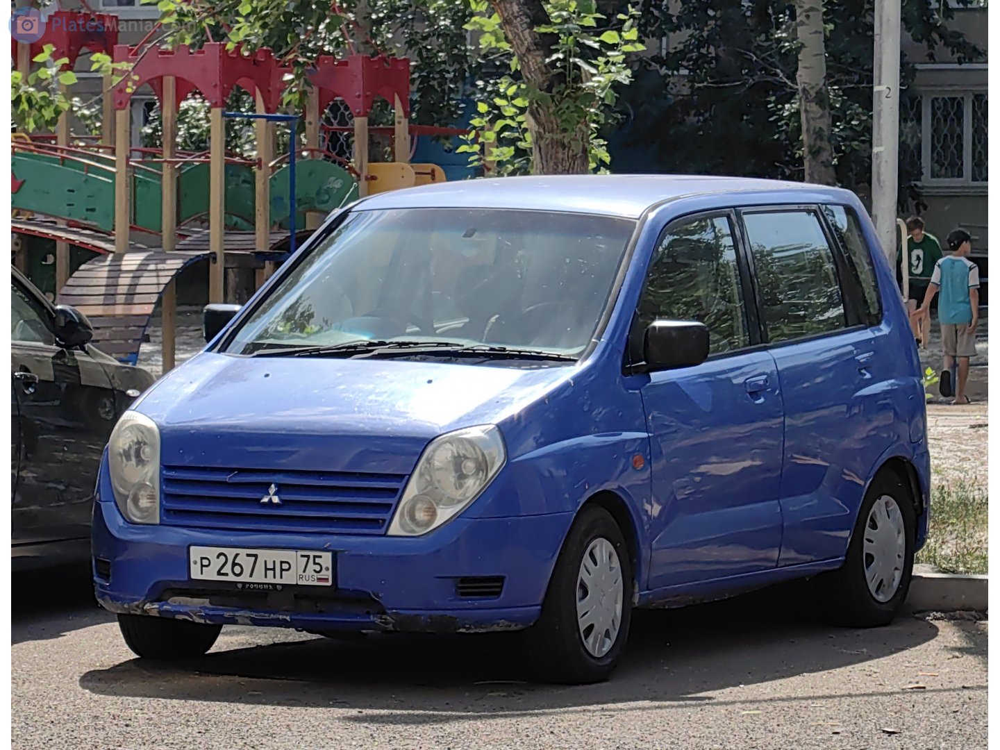 р 267 нр 75, Mitsubishi Mirage Dingo 1st gen (CQ2A; JP-market), 1998–2002