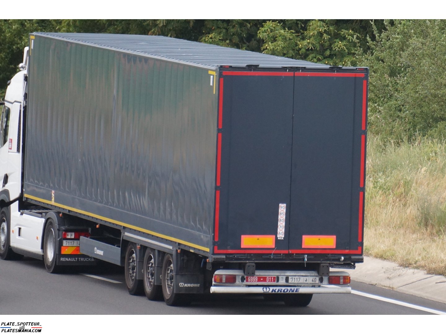 7117|د|40, Krone Dry Liner 