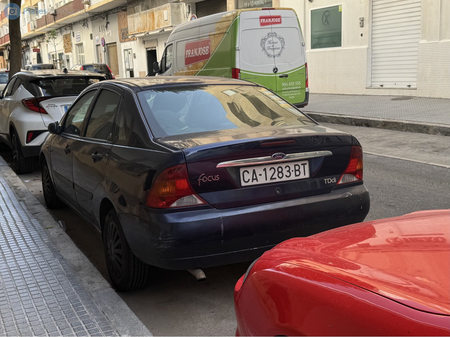 CA 1283 BT, Ford Focus 1st gen Sedan (DFW; C170), 1998–2005 (–2008 for LATAM-market)