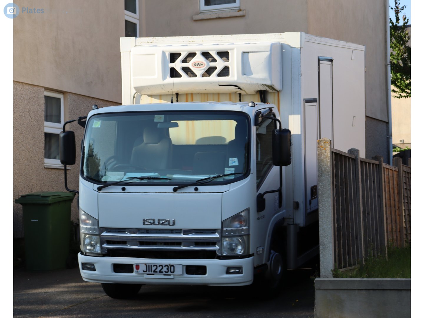 J112230, Isuzu N-Series 