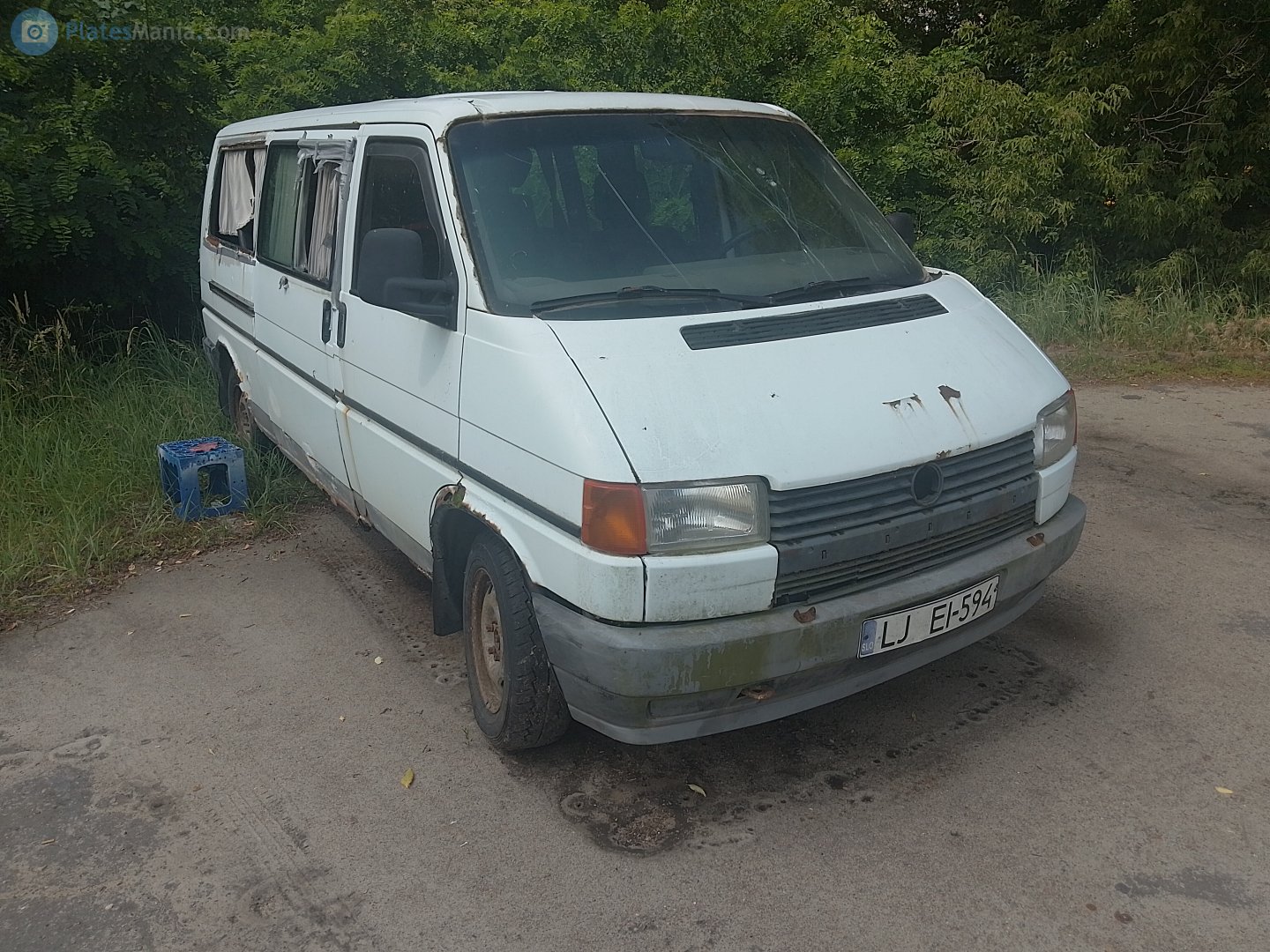 LJ EI-594, Volkswagen Transporter 4th gen Van (T4) (70/7D), 1990–2003