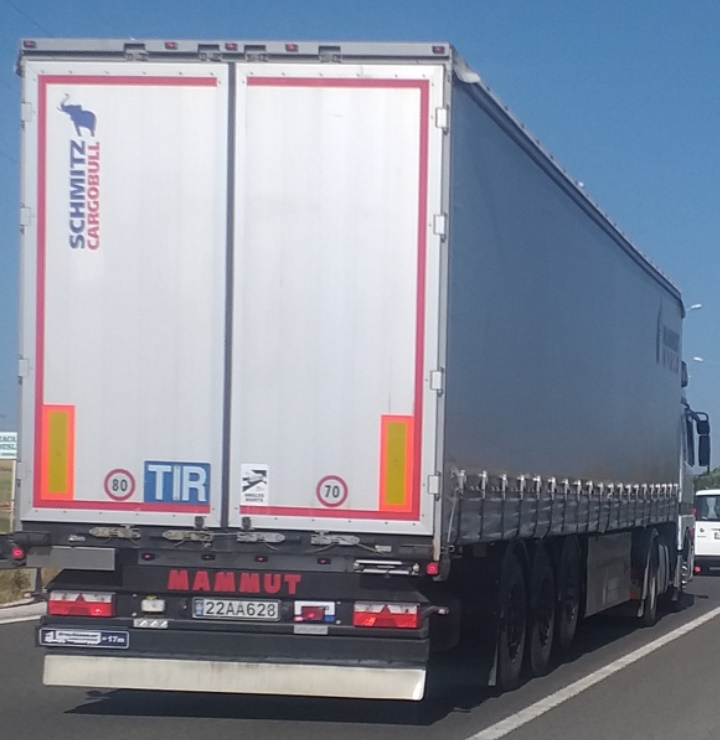 22AA628, Mammut Trailer 