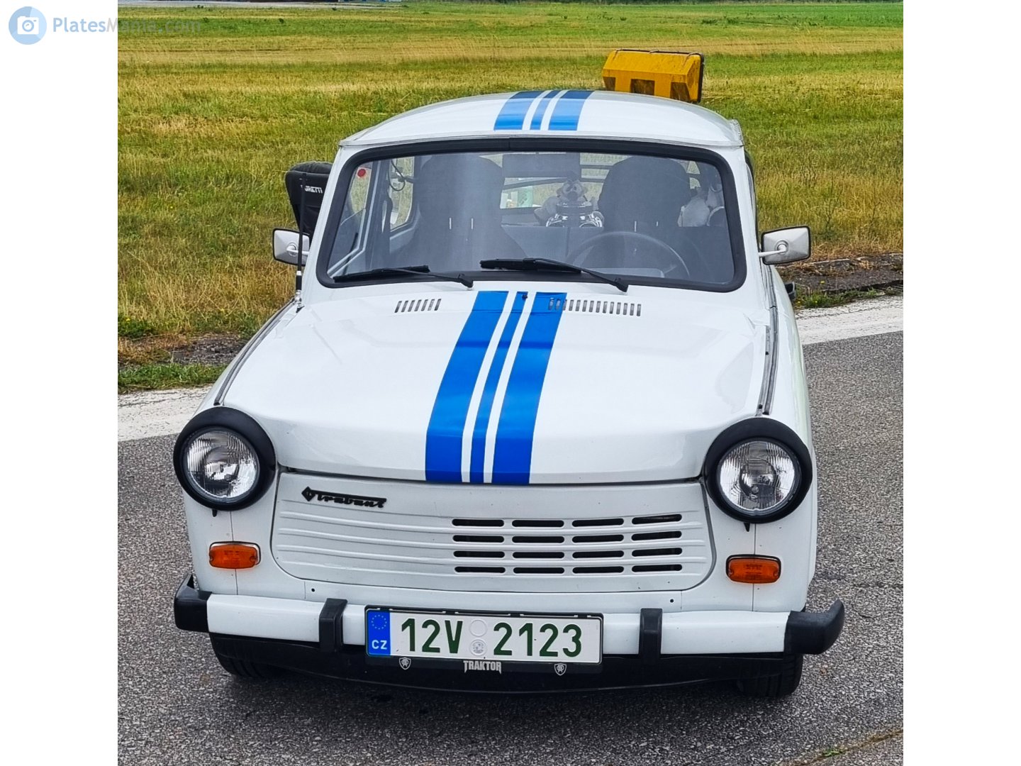 12V 2123, Trabant 1.1 Limusin, 1990–1991