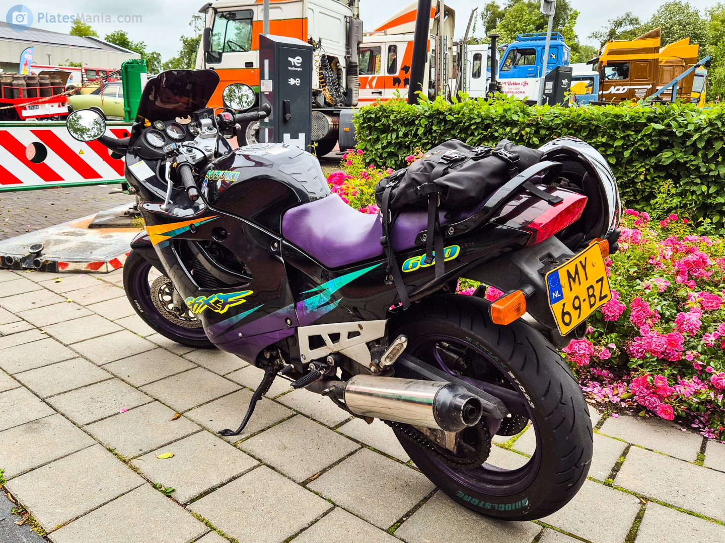 MY-69-BZ, Suzuki GSX Series 600F Katana, 1988–1997