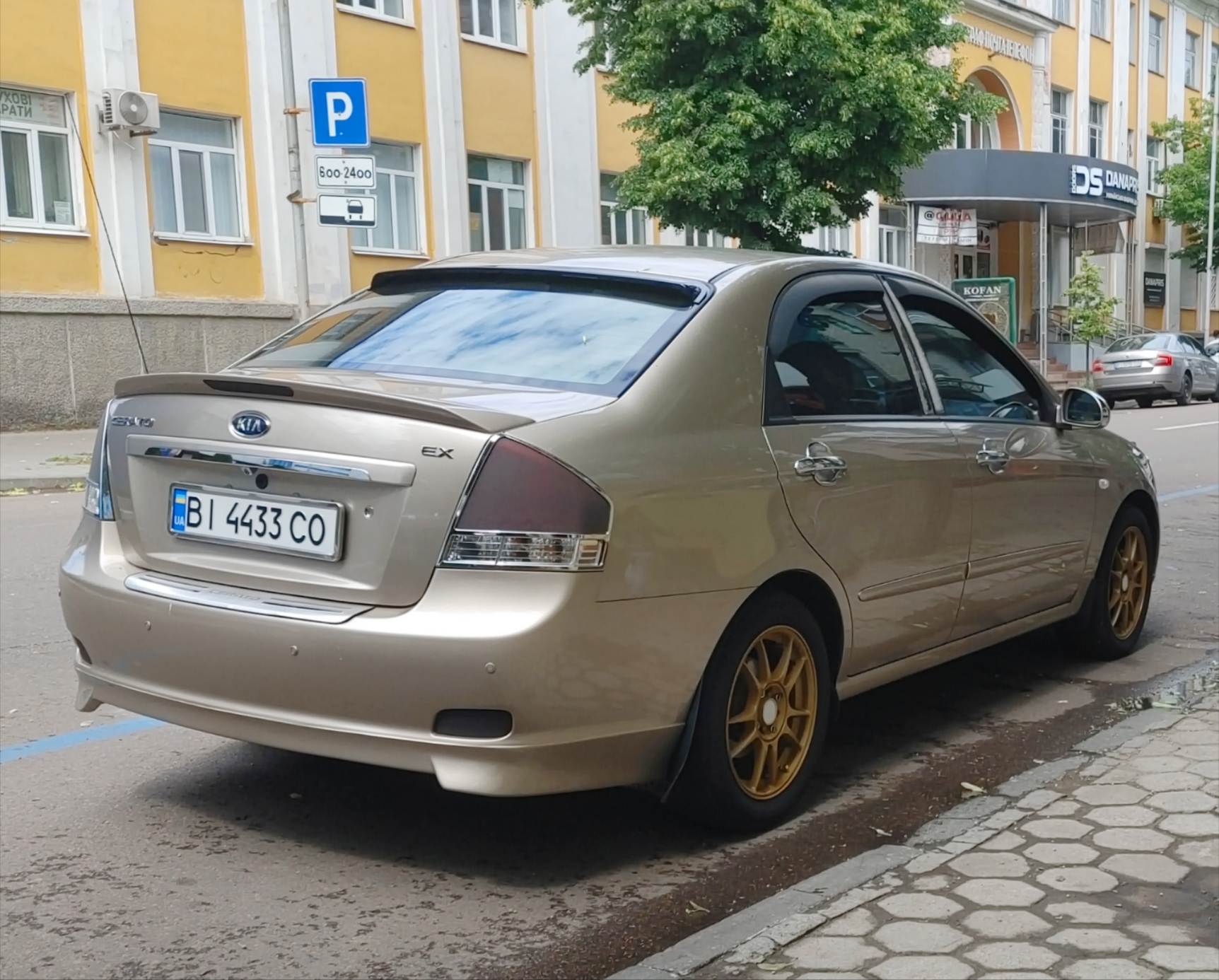 BI 4433 CO, Kia Cerato 1st gen Sedan (LD), 2004–2007 (–2009 for CN-market)