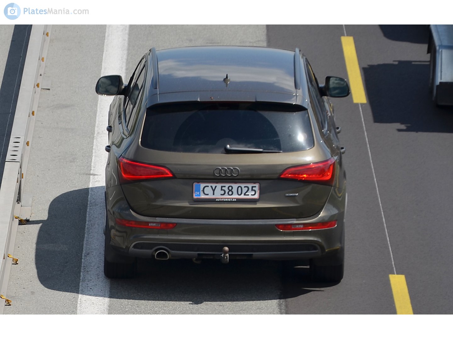 CY 58025, Audi Q5 1st gen (8RB), 2008–2017