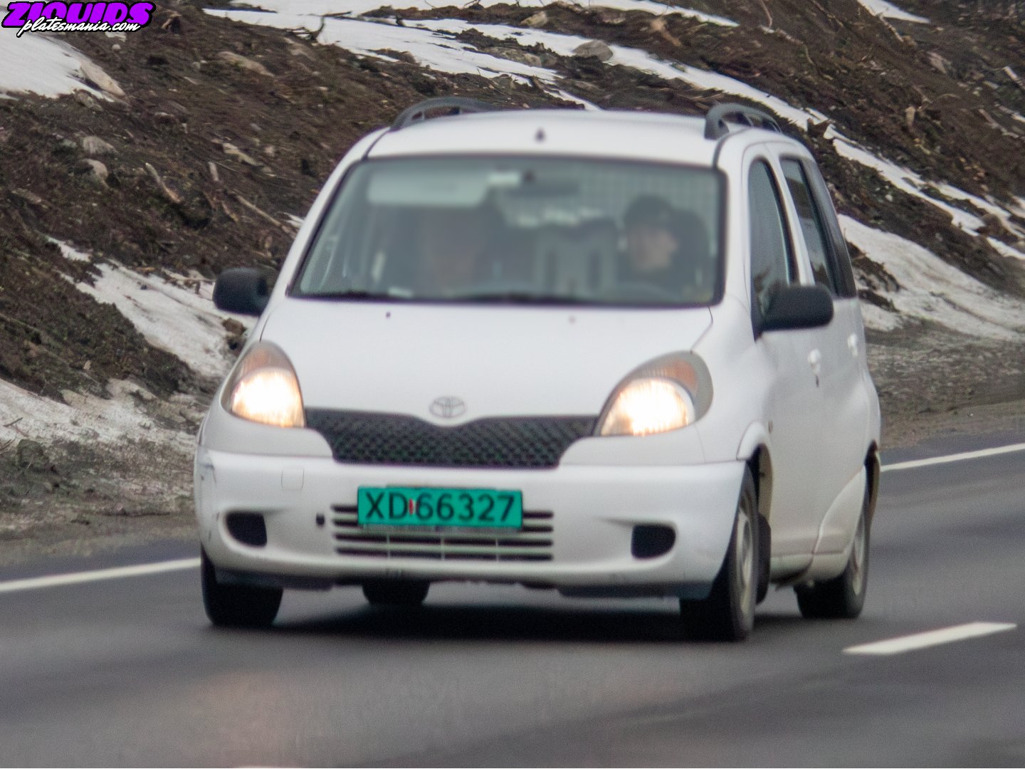 XD 66327, Toyota Yaris Verso 1st gen (XP20), 1999–2006
