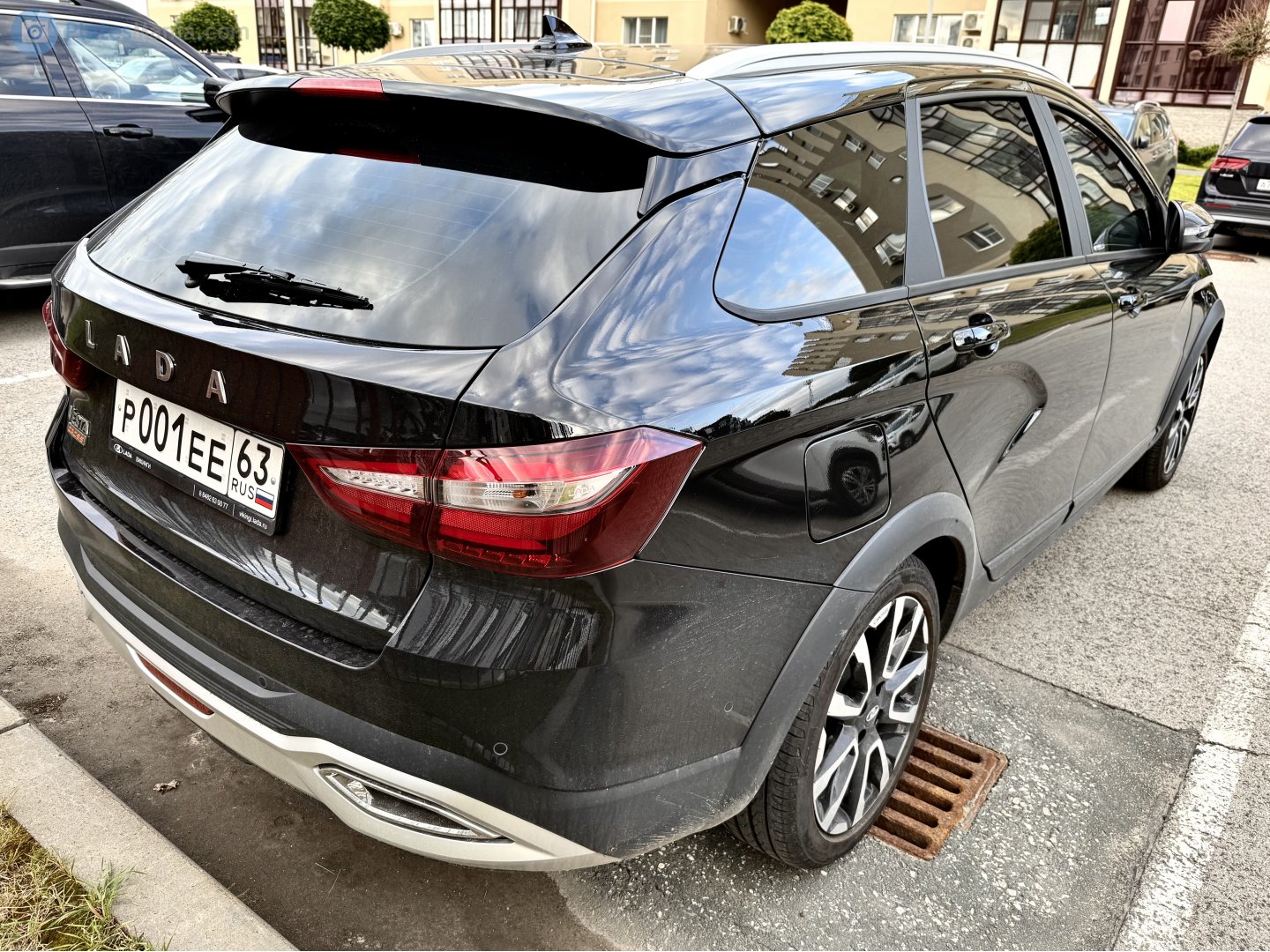 р 001 ее 63, Lada (VAZ) Vesta 1st gen SW Cross (GFK), facelift, 2022–