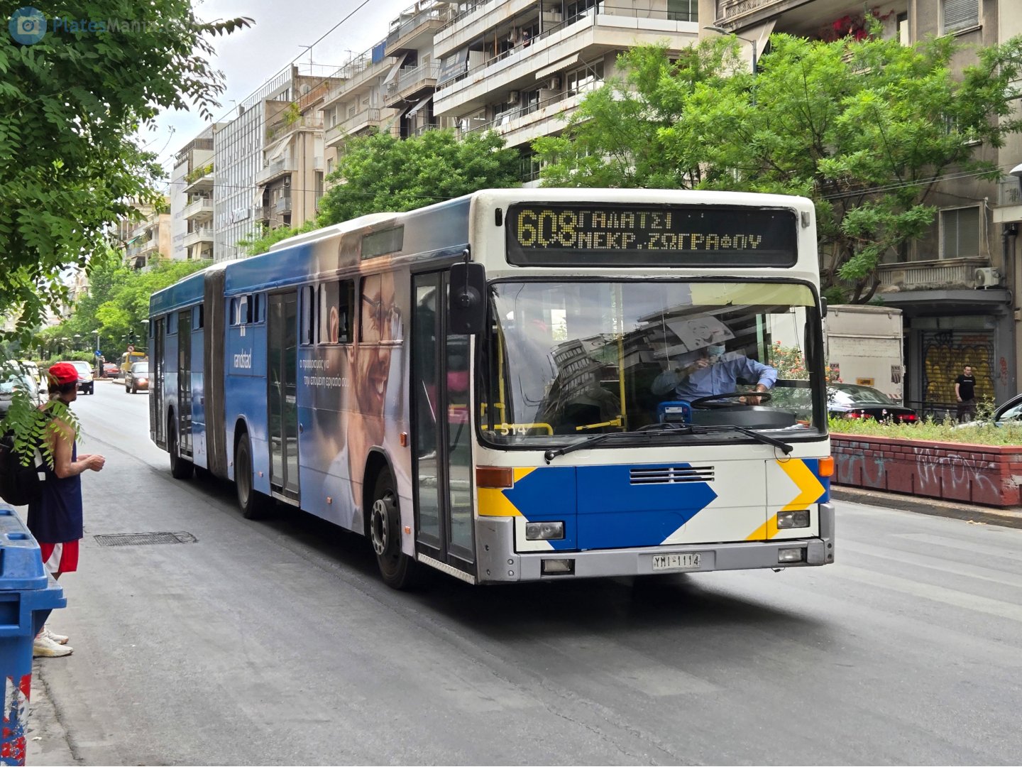 YMI-1114, Mercedes-Benz O405 