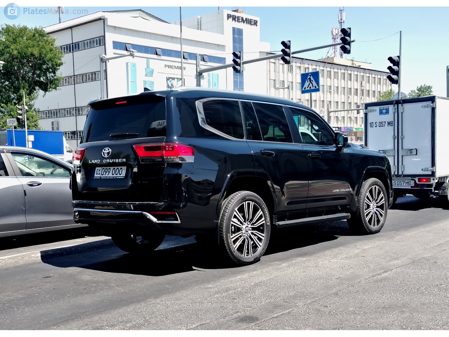 01 099 OOO, Toyota Land Cruiser 300 (J300), 2021–