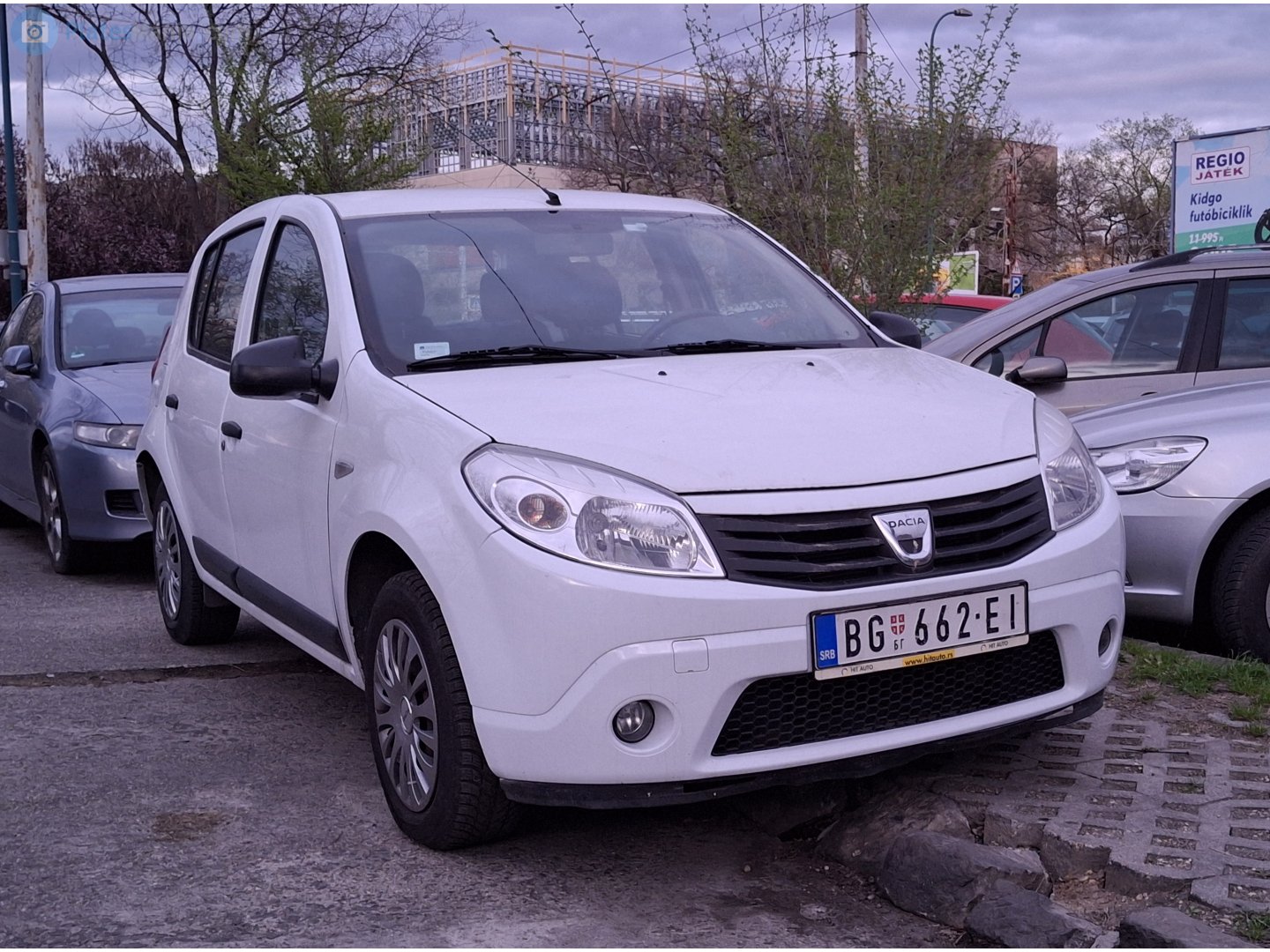 BG 662-EI, Dacia Sandero 