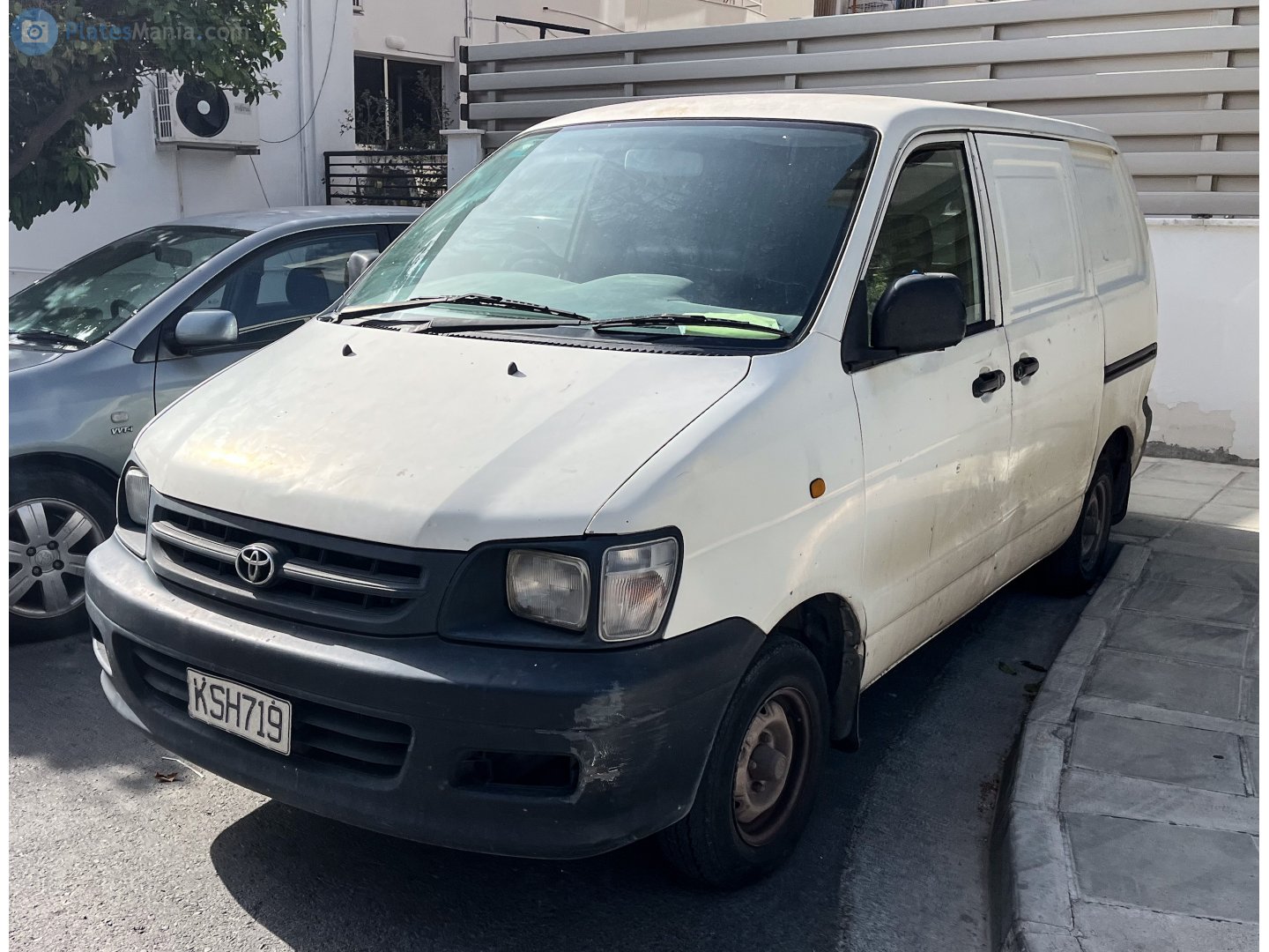 KSH 719, Toyota LiteAce 5th gen (Noah) (R40/R50), 1996–2007
