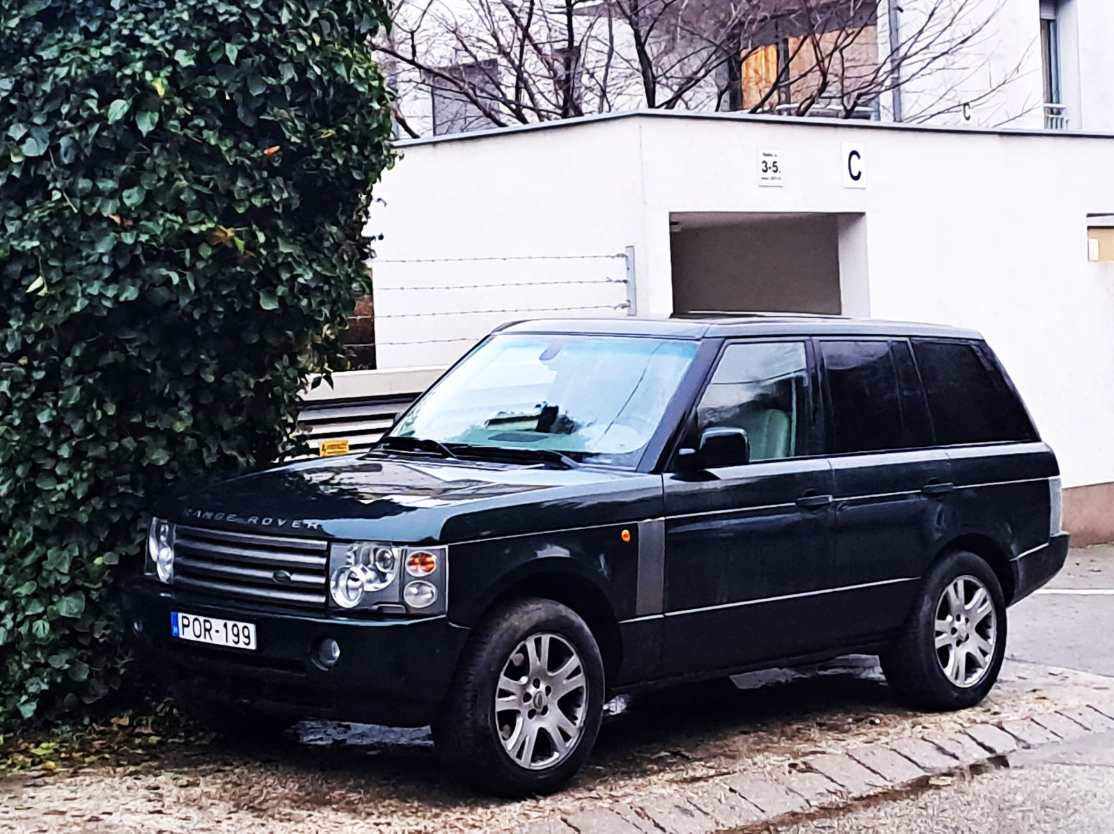 POR-199, Land Rover Range Rover 3rd gen (L322), 2002–2012