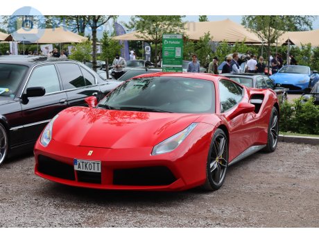 ÄTKÖTT, Ferrari 488