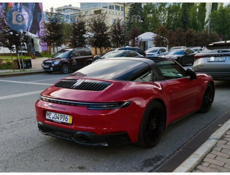 ME 04996, Porsche 911