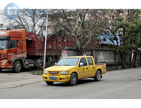 川K·2C528, Isuzu TF