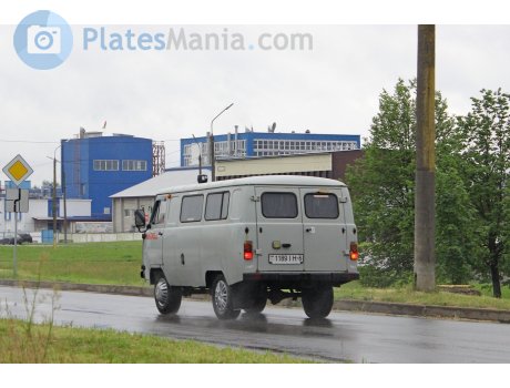1189 IH-6, UAZ 3972