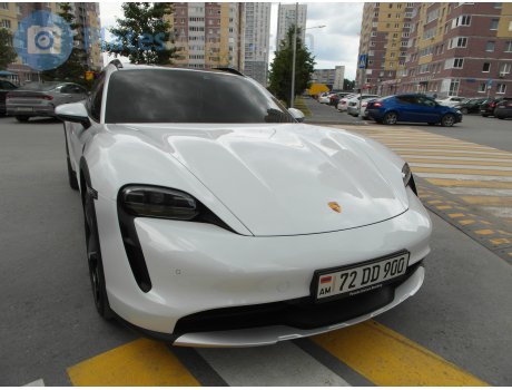 72 DD 900, Porsche Taycan