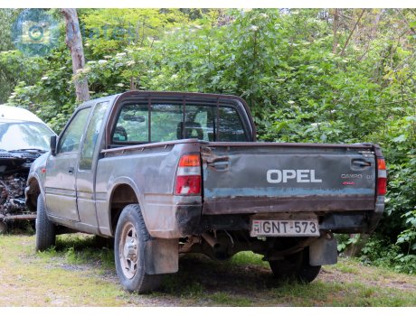 GNT-573, Opel Campo