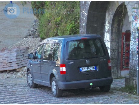 AB 295 SM, Volkswagen Caddy