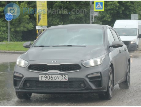 р906оу32, Kia Cerato