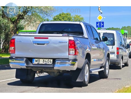 MB-8404, Toyota Hilux