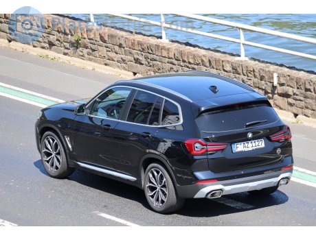 F AZ 1127, BMW X3
