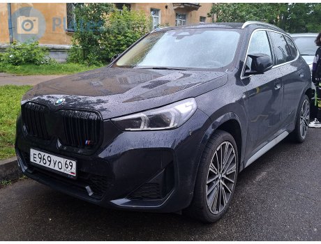 е969уо69, BMW X1