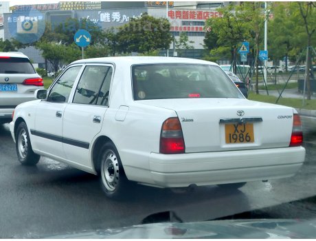 XJ 1986, Toyota Crown
