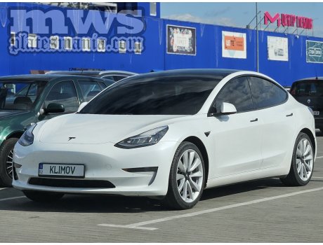 02 KLIMOV, Tesla Model 3