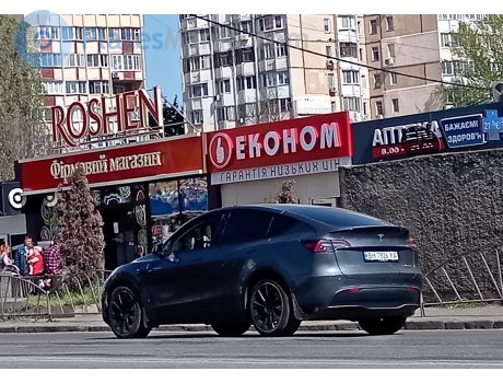 BH 7926 YA, Tesla Model Y