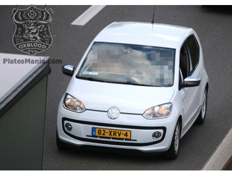 82-XRV-4, Volkswagen up!