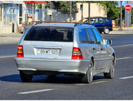99 MT 925, Mercedes-Benz C-Klasse