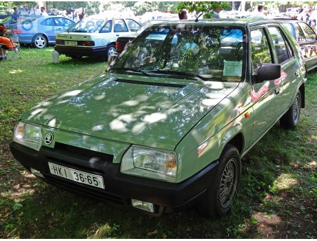 HKI 36-65, Skoda Favorit