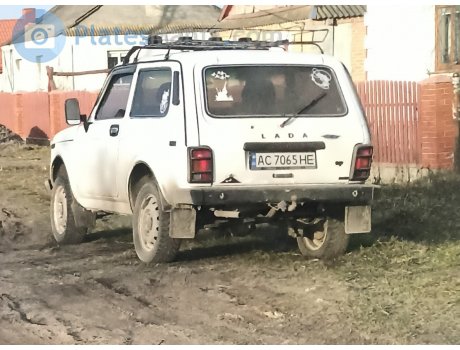 AC 7065 HE, Lada (VAZ) 2121 Нива