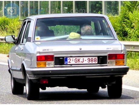 2-GKJ-988, FIAT 132