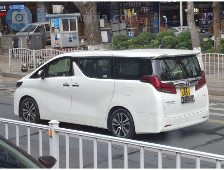 XZ 3933, Toyota Alphard