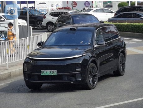 粤S·FJ3380, Li Xiang L9