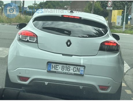 HE-816-GN, Renault Mégane