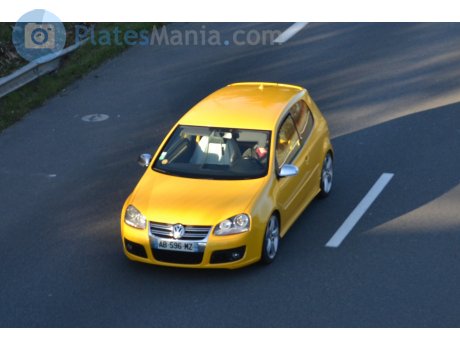 AB-596-MZ, Volkswagen Golf