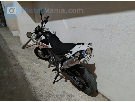 VA 04-467, Yamaha XT
