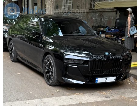 2, BMW 7 Series