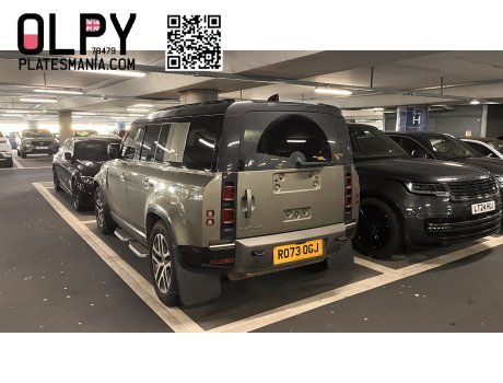 RO73 OGJ, Land Rover Defender