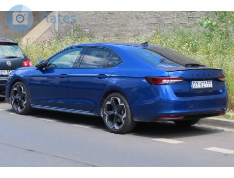 DX 62155, Skoda Superb