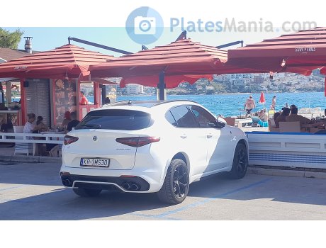 KR 3MS30, Alfa Romeo Stelvio