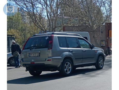 BK 5613 IB, Nissan X-Trail