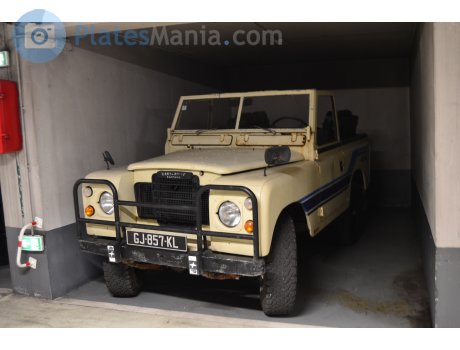 GJ-857-KL, Land Rover Defender