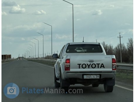040 LOL 04, Toyota Hilux